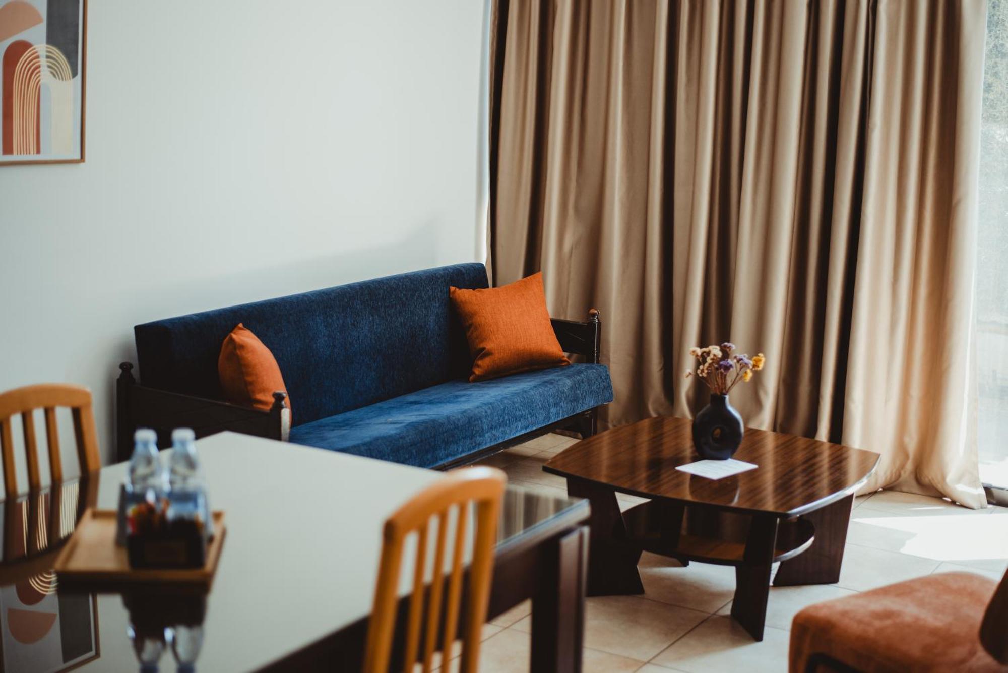 Ovis Hotel Apartments Ayia Napa Exteriör bild